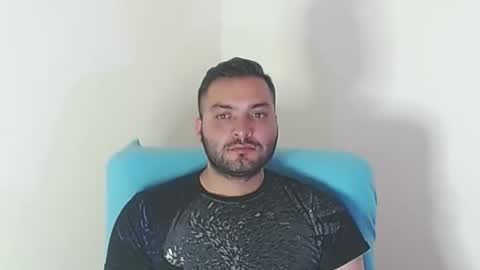 Snapshot of robert_leroy chatting on 11.08.25 Stiven - online show from 11.08.25