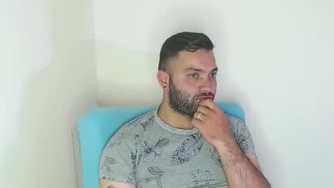 Snapshot of robert_leroy chatting on 11.11.25 Stiven - online show from 11.11.25