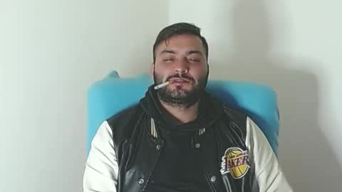 Snapshot of robert_leroy chatting on 11.14.25 Stiven - online show from 11.14.25