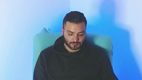 Snapshot of robert_leroy chatting on 11.16.25 Stiven - online show from 11.16.25