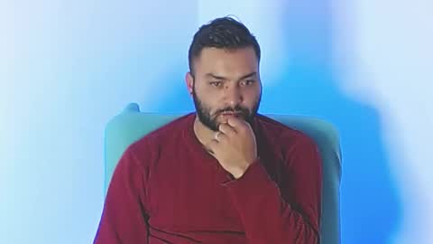 Snapshot of robert_leroy chatting on 11.18.25 Stiven - online show from 11.18.25