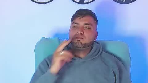 Snapshot of robert_leroy chatting on 12.01.25 Stiven - online show from 12.01.25