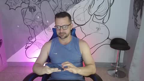 Snapshot of robert_poison1 chatting on 11.27.25 Robert online show from 11.27.25