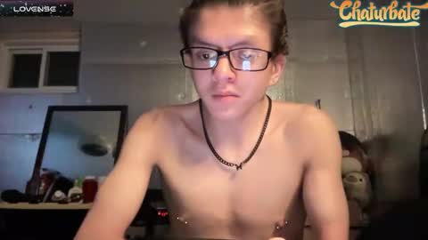 Snapshot of robertcicijr21 chatting on 12.07.24 Robert Cici Jr. online show from 12.07.24