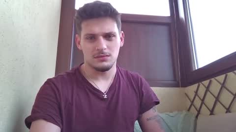 Snapshot of roberto_twink1 chatting on 02.01.26 Roberto online show from 02.01.26