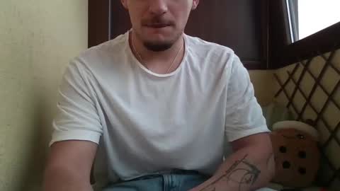 Snapshot of roberto_twink1 chatting on 02.19.26 Roberto online show from 02.19.26