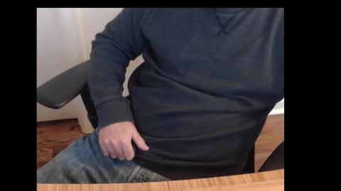 Snapshot of robidan6923 chatting on 02.06.25 robidan6923 online show from 02.06.25