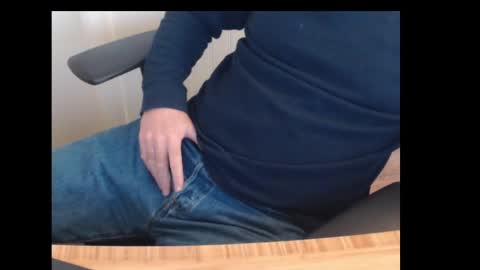 Snapshot of robidan6923 chatting on 02.13.25 robidan6923 online show from 02.13.25