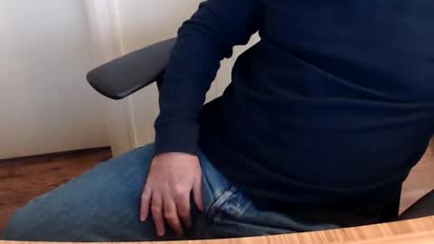 Snapshot of robidan6923 chatting on 10.28.25 robidan6923 online show from 10.28.25