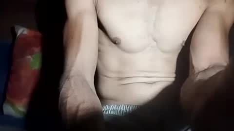 Snapshot of robincom23 chatting on 09.11.25 R online show from 09.11.25