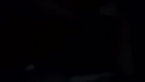 Snapshot of robincom23 chatting on 10.16.25 R online show from 10.16.25