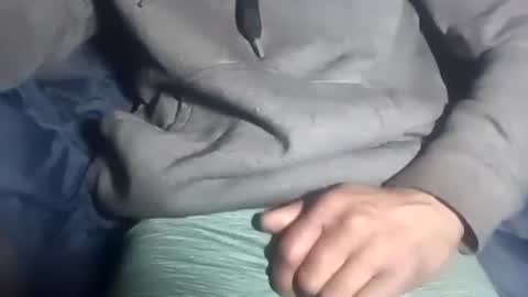 Snapshot of robincom23 chatting on 11.17.25 R online show from 11.17.25