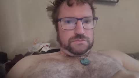 robinouhot online show from 04.30.26