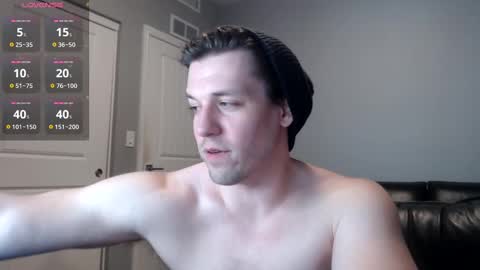 Snapshot of robknocks chatting on 12.15.24 Rob Knocks online show from 12.15.24