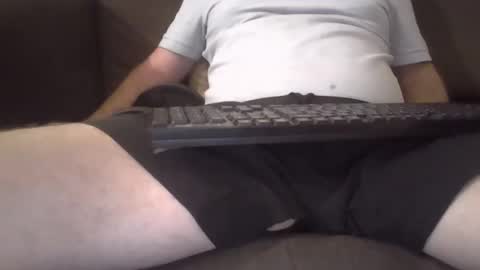 robmutant online show from 02.15.25