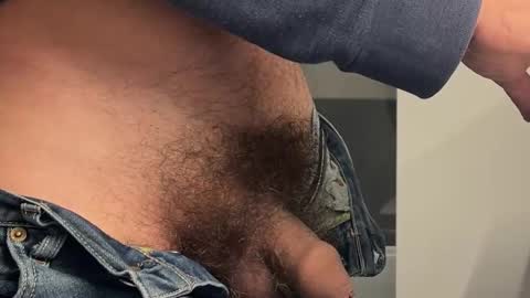 Snapshot of robwhites_uk chatting on 02.05.26 Rob online show from 02.05.26