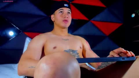 rocco_santos online show from 03.30.26