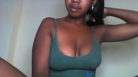 rochellinah online show from 03.20.26