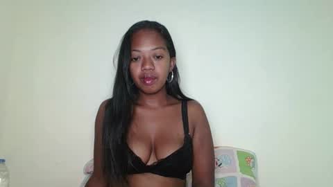 rochellinah online show from 04.22.26