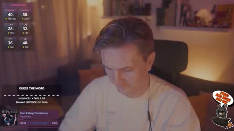 Snapshot of rocketbunnyxxx chatting on 12.18.25 Rocket Bunny online show from 12.18.25