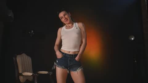 Snapshot of rocknrose chatting on 03.05.26 RocknRose online show from 03.05.26