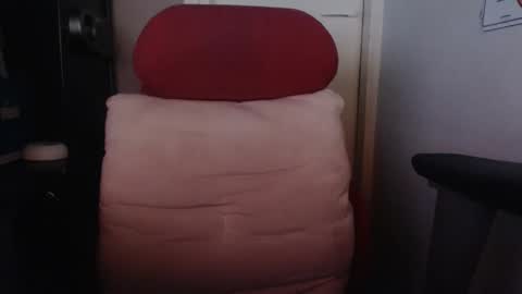 Snapshot of roctumx chatting on 11.01.25 roctumx online show from 11.01.25