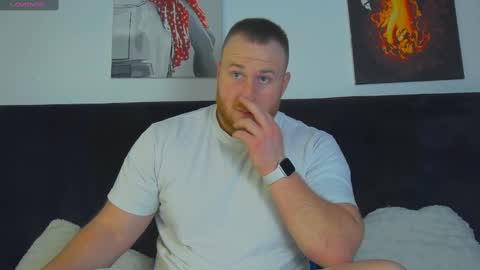 Snapshot of roddy_riss chatting on 01.08.25 Roddy online show from 01.08.25