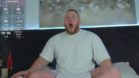 Snapshot of roddy_riss chatting on 02.24.25 Roddy online show from 02.24.25