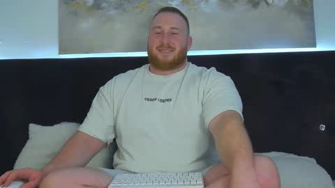 Snapshot of roddy_riss chatting on 02.25.25 Roddy online show from 02.25.25