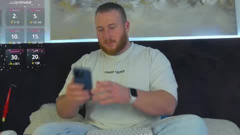 Snapshot of roddy_riss chatting on 03.08.25 Roddy online show from 03.08.25