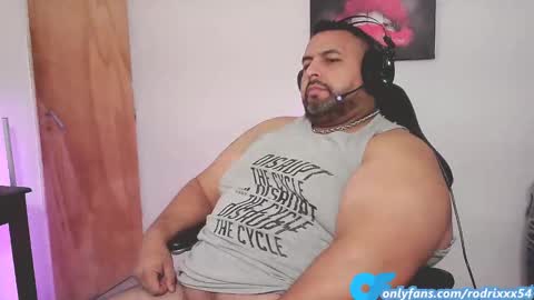 rodrixxx54 online show from 03.11.25