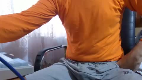 Snapshot of rokettttt chatting on 10.11.25 rokettttt online show from 10.11.25