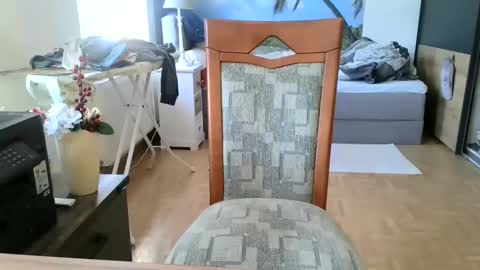 rolandloser1000 online show from 02.18.25