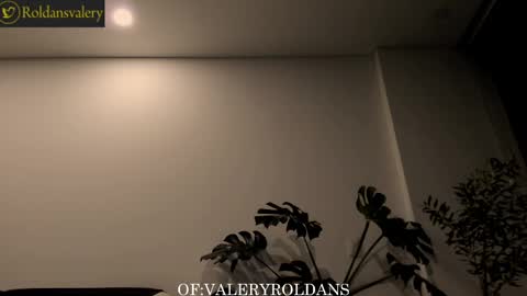 Snapshot of roldansvalery chatting on 03.07.25 Valery Roldans online show from 03.07.25