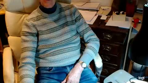 Snapshot of rolydawe chatting on 03.05.26 rolydawe online show from 03.05.26