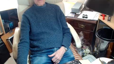 Snapshot of rolydawe chatting on 04.02.26 rolydawe online show from 04.02.26