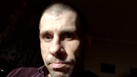 Snapshot of romahka999 chatting on 11.30.25 Roma online show from 11.30.25