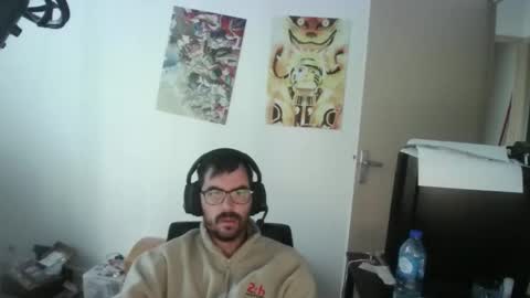 Snapshot of romainb72 chatting on 05.14.26 romainb72 online show from 05.14.26