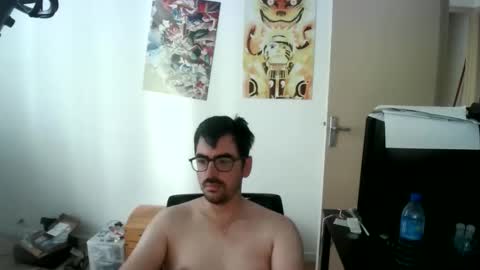 Snapshot of romainb72 chatting on 05.29.26 romainb72 online show from 05.29.26