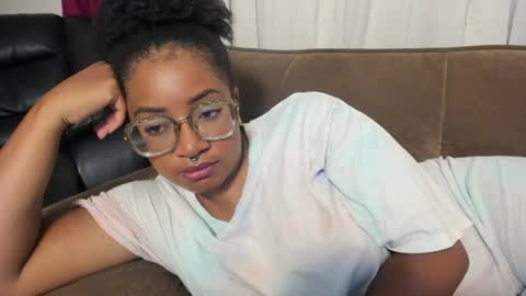 Is A Belle online show from 05.29.26