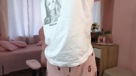 Snapshot of ron_vilsx chatting on 10.21.25 ron vilsx online show from 10.21.25