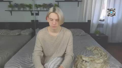 Snapshot of ron_vilsx chatting on 11.17.25 ron vilsx online show from 11.17.25