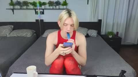 Snapshot of ron_vilsx chatting on 11.27.25 ron vilsx online show from 11.27.25