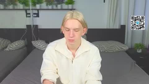 Snapshot of ron_vilsx chatting on 12.01.25 ron vilsx online show from 12.01.25