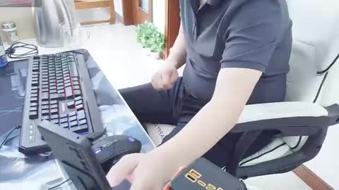 rongtian online show from 12.01.25