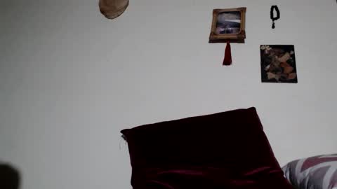 Snapshot of ronx3 chatting on 12.18.25 ronx3 online show from 12.18.25