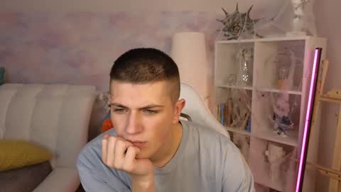 Snapshot of rony_winston chatting on 12.05.24 Rony online show from 12.05.24