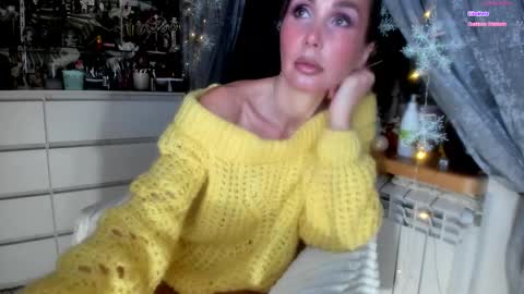 Aurora online show from 12.22.25