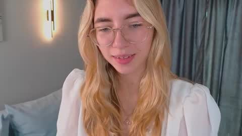 Emma online show from 10.14.25