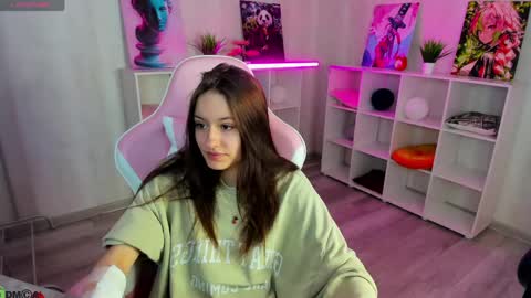Viola online show from 05.12.26